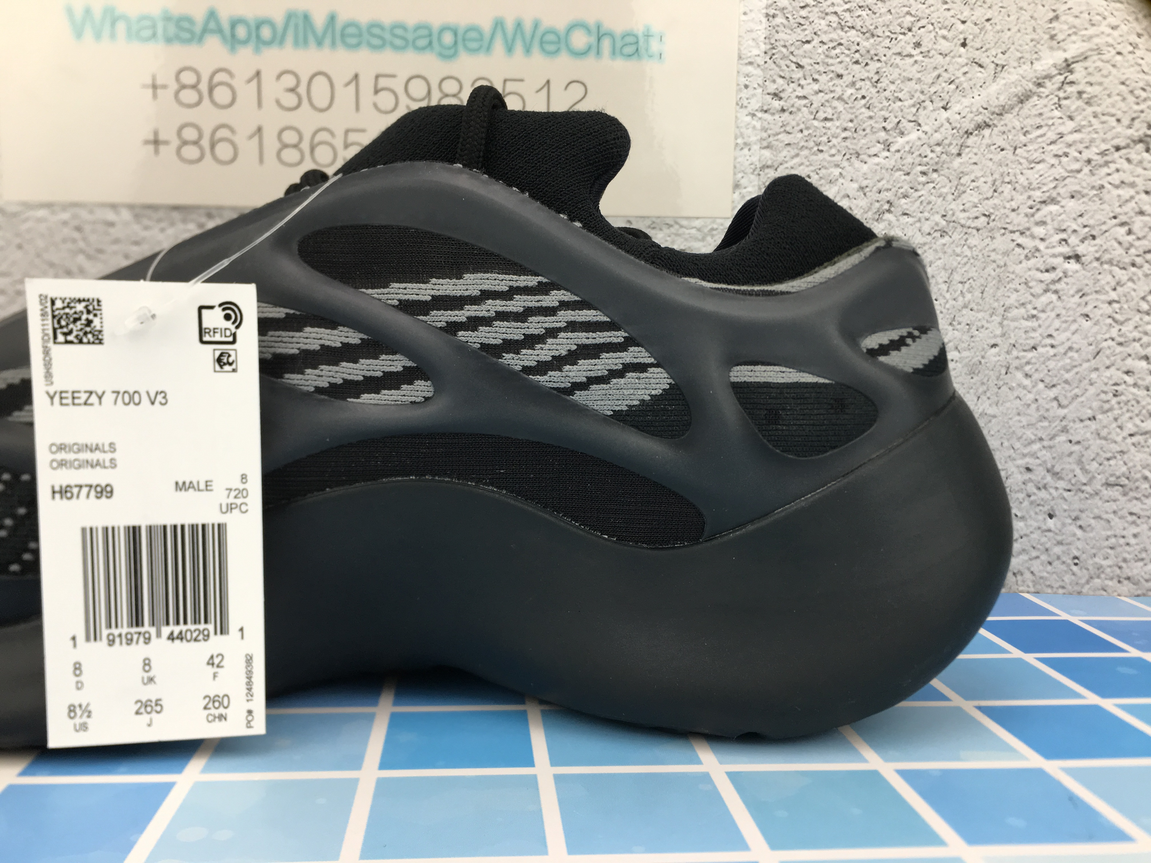 Yeezy 700 V3 Alvah H67799